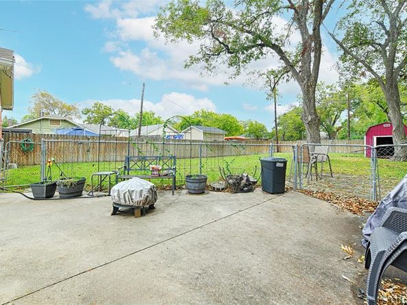 204 S 12th Street , Garland Texas 75040