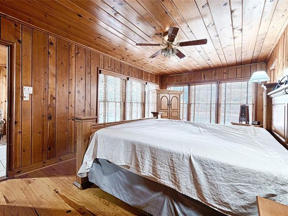 204 S 12th Street , Garland Texas 75040