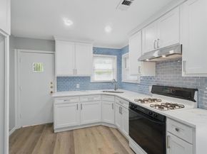 2104 W Lotus Avenue , Fort Worth Texas 76111