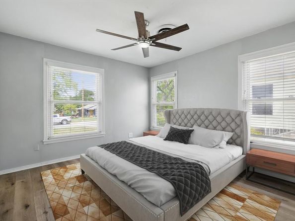 2104 W Lotus Avenue , Fort Worth Texas 76111