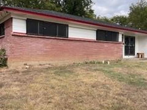 4311  Gladewater Road , Dallas Texas 75216