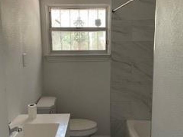 4311  Gladewater Road , Dallas Texas 75216