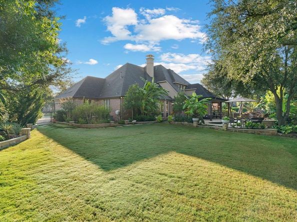 8331  Buffalo Drive , Lantana Texas 76226