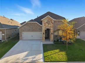 11024  Gold Pan Trail , Aubrey Texas 76227