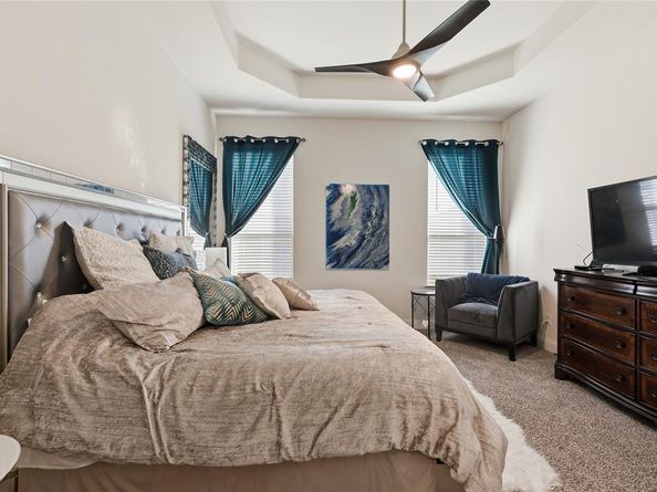 11024  Gold Pan Trail , Aubrey Texas 76227