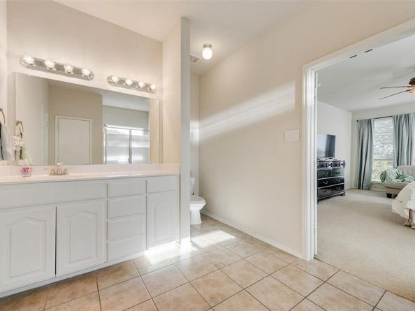 3249  Florian Lane , Fort Worth Texas 76108