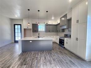 2121 S Edgewood Terrace  , Fort Worth Texas 76105