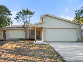 906  Lemontree Court 