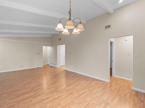 906  Lemontree Court , Arlington Texas 76017