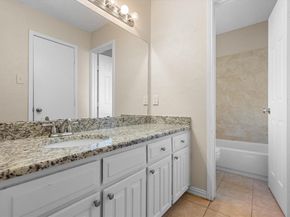 906  Lemontree Court , Arlington Texas 76017