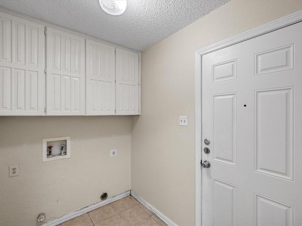 906  Lemontree Court , Arlington Texas 76017