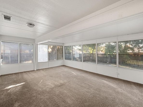 906  Lemontree Court , Arlington Texas 76017
