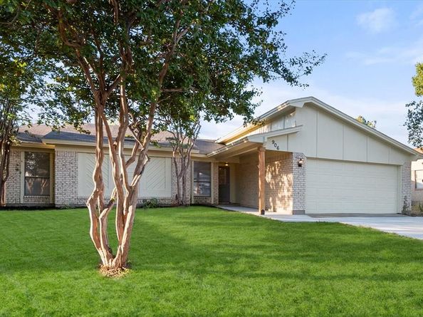 906  Lemontree Court , Arlington Texas 76017