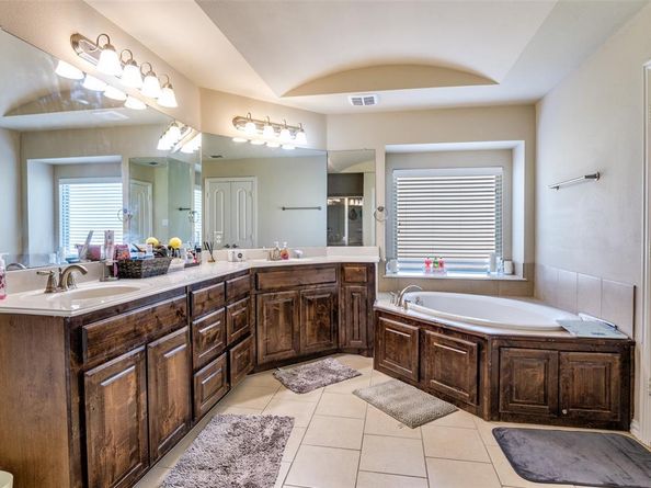 13081  Viola Drive , Frisco Texas 75033