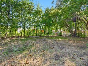 402 E Linda Drive , Garland Texas 75041