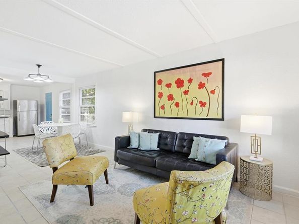 402 E Linda Drive , Garland Texas 75041