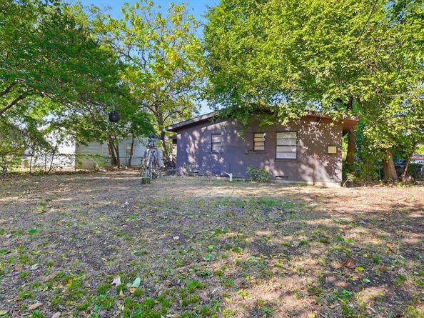 402 E Linda Drive , Garland Texas 75041