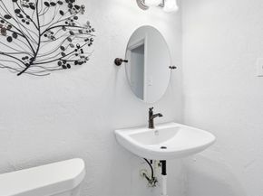 402 E Linda Drive , Garland Texas 75041