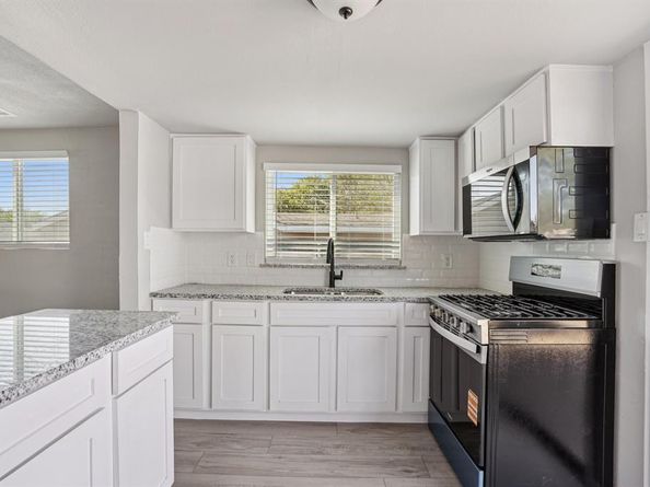 8500  Wyatt  , White Settlement Texas 76108