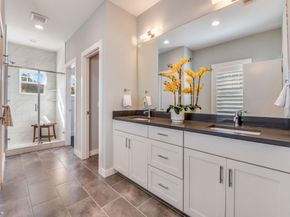 1621  Kyle Avenue , Dallas Texas 75208