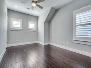 1621  Kyle Avenue , Dallas Texas 75208