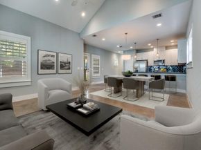 1621  Kyle Avenue , Dallas Texas 75208