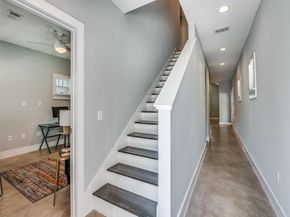 1621  Kyle Avenue , Dallas Texas 75208