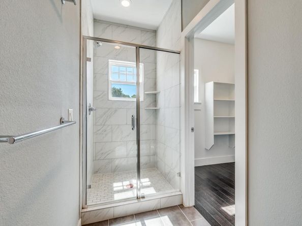 1621  Kyle Avenue , Dallas Texas 75208