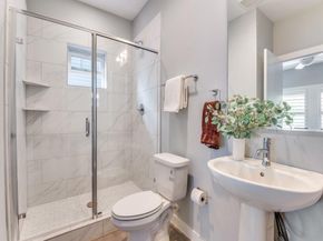 1621  Kyle Avenue , Dallas Texas 75208