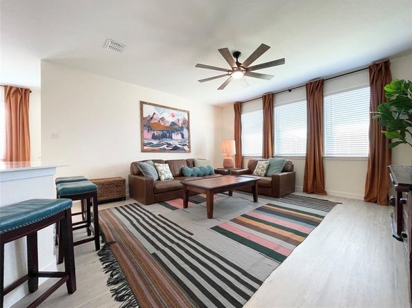 304  Texas Trail , Justin Texas 76247