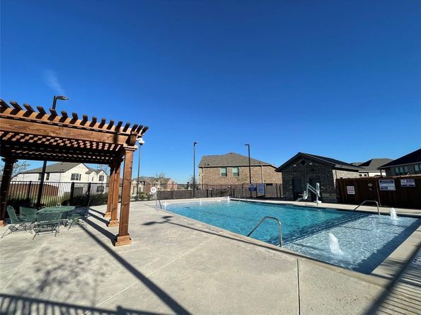 304  Texas Trail , Justin Texas 76247