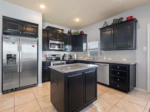 1812  Placitas Trail , Fort Worth Texas 76131