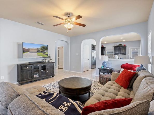 1812  Placitas Trail , Fort Worth Texas 76131