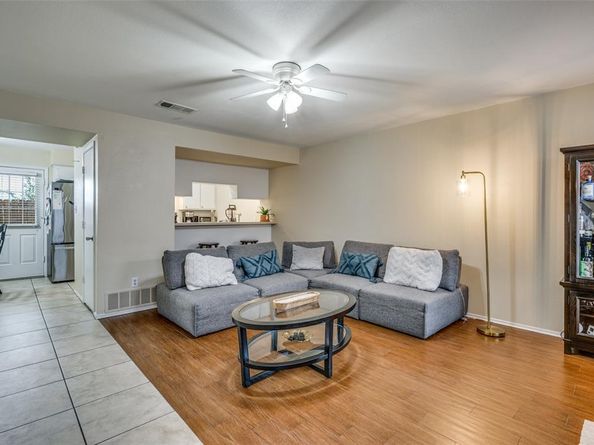 1145  Dallas Drive , Denton Texas 76205