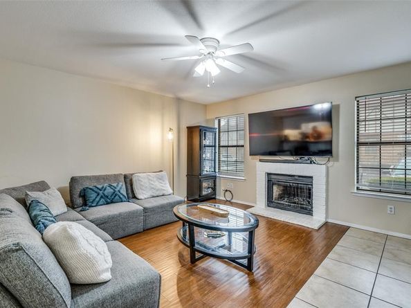 1145  Dallas Drive , Denton Texas 76205