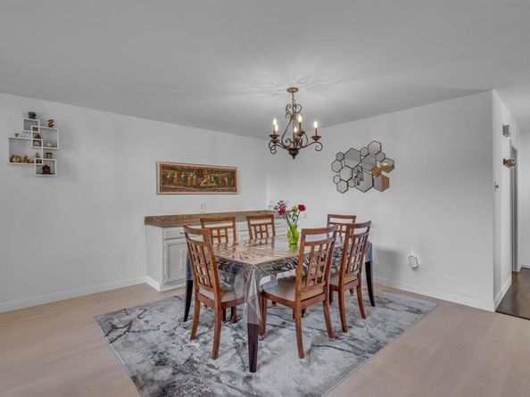 6433  Southpoint Drive , Dallas Texas 75248