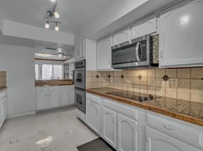 6433  Southpoint Drive , Dallas Texas 75248
