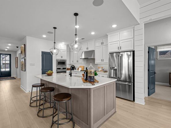 9216  Quarry Overlook Drive , Fort Worth Texas 76118