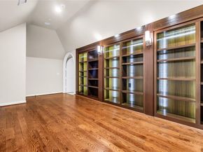 6406  Glendora Avenue , Dallas Texas 75230