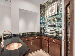 6406  Glendora Avenue , Dallas Texas 75230