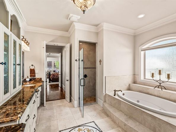 5002  Manchester Road , Highland Village Texas 75077