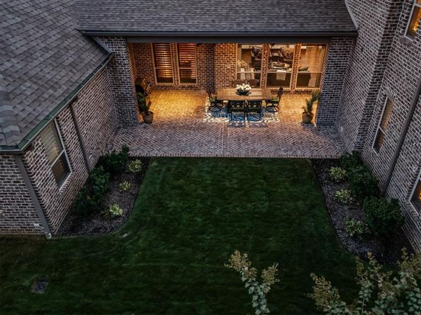 5002  Manchester Road , Highland Village Texas 75077