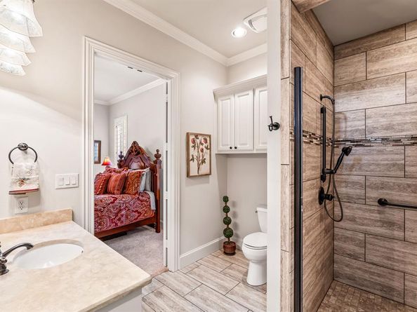 5002  Manchester Road , Highland Village Texas 75077