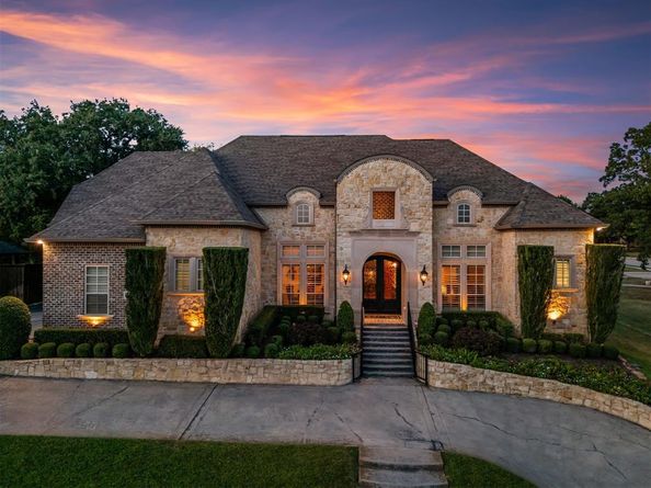 5002  Manchester Road , Highland Village Texas 75077