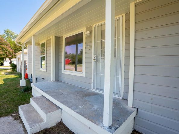 2662  Wilhurt Avenue , Dallas Texas 75216