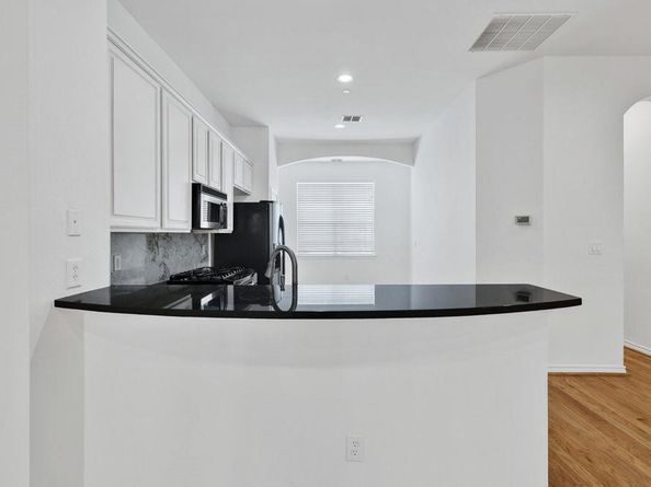 4315  Holland Avenue  19, Dallas Texas 75219