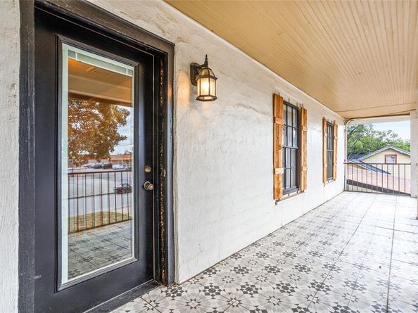 2320  Juniper Street , Haltom City Texas 76117