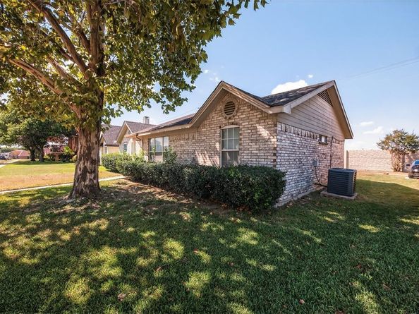 4407  Lashley Drive , Dallas Texas 75232