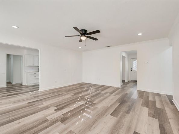 3601  Chicosa Trail , Garland Texas 75043