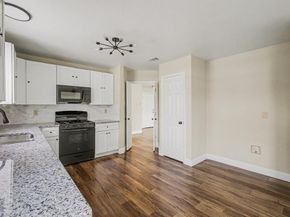 5313  Peninsula Way , Garland Texas 75043